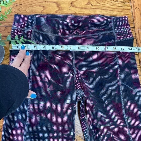 Athleta Women’s Maze Be Free Knicker Capri… - Picture 5 of 11